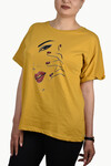 Kadın Yüz Çizim Baskılı T-Shirt 21008B1 Hardal